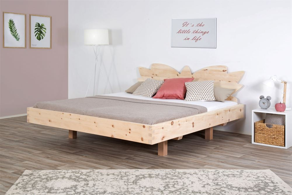 AJURU 08 Massivholzbett