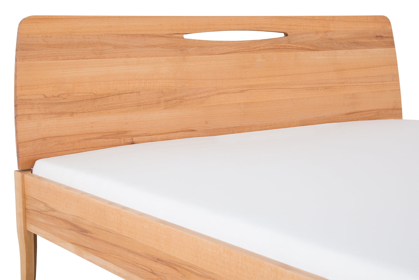 PAEZ 05 Massivholzbett, metallfrei, elegante Formlehne