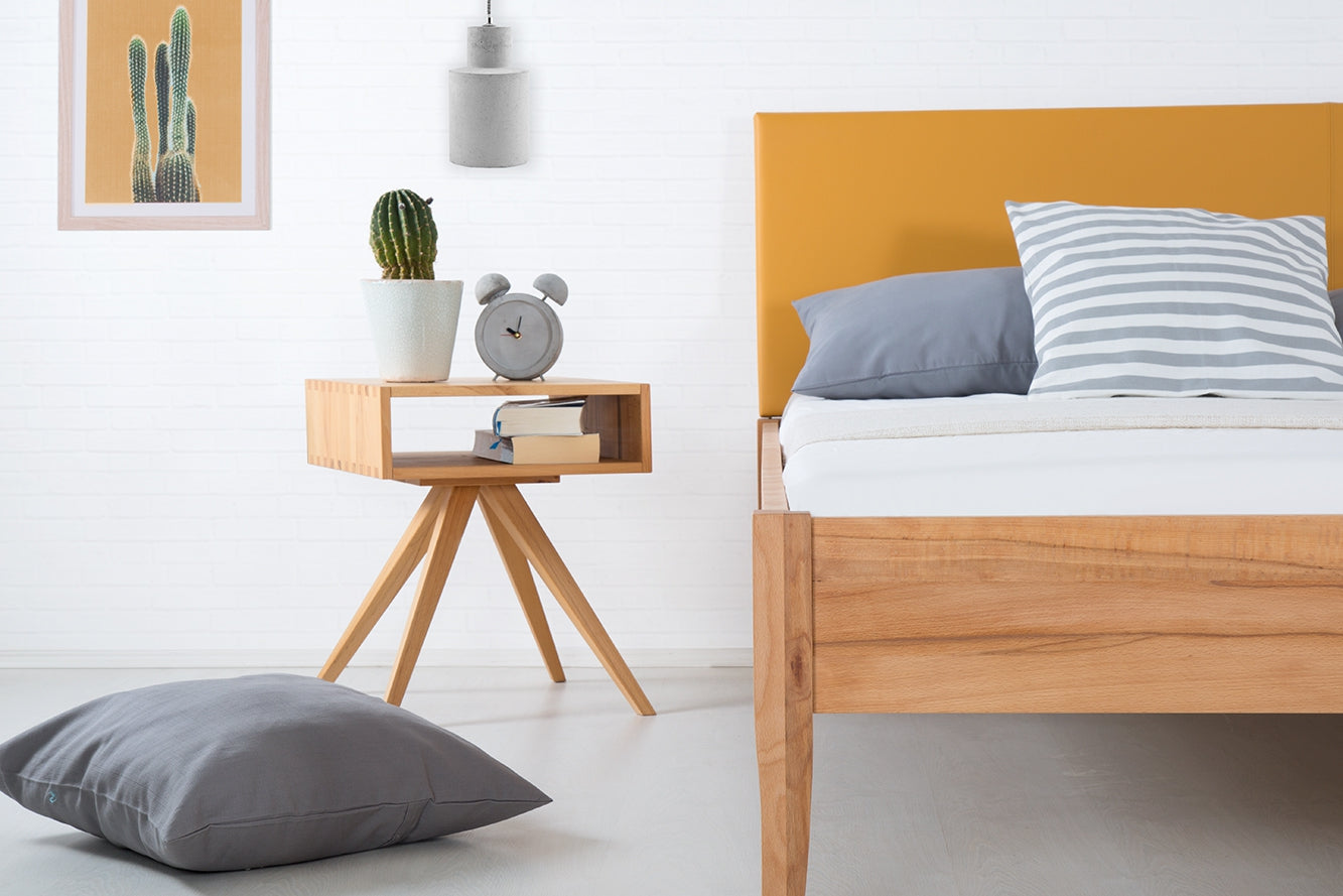 PAEZ PREMIUM Massivholzbett, Lederlehne
