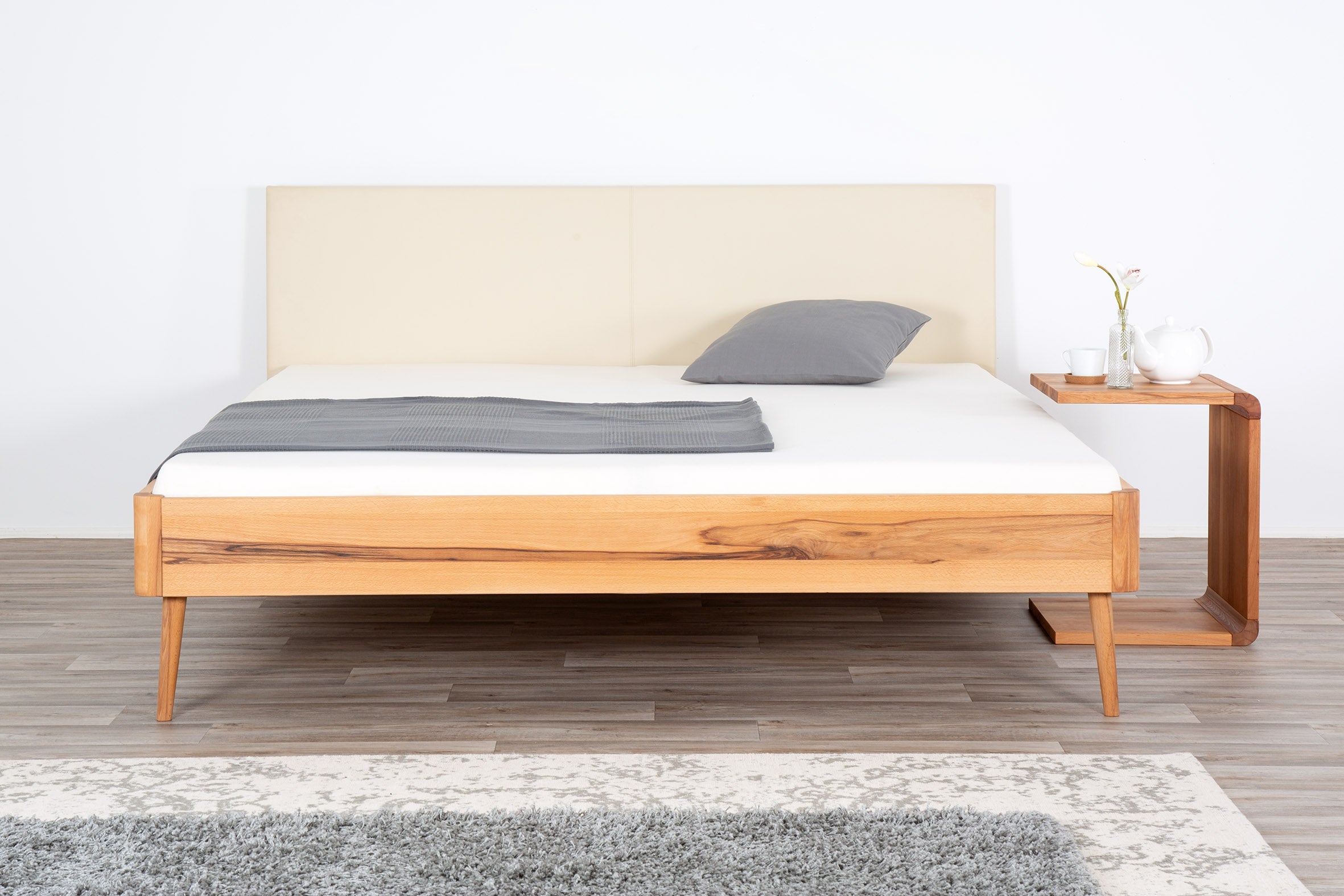 PRINA PREMIUM Massivholzbett, Lederlehne