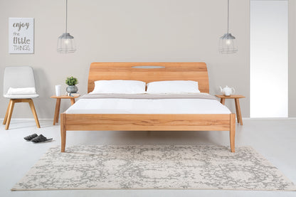 PAEZ 05 Massivholzbett, metallfrei, elegante Formlehne