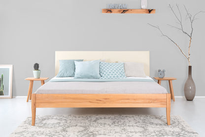 PAEZ PREMIUM Massivholzbett, Lederlehne