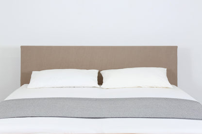 Detailansicht der Stofflehne in beige